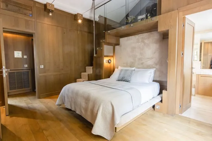 Luxury Mayfair Penthouse with Private Roof Terrace