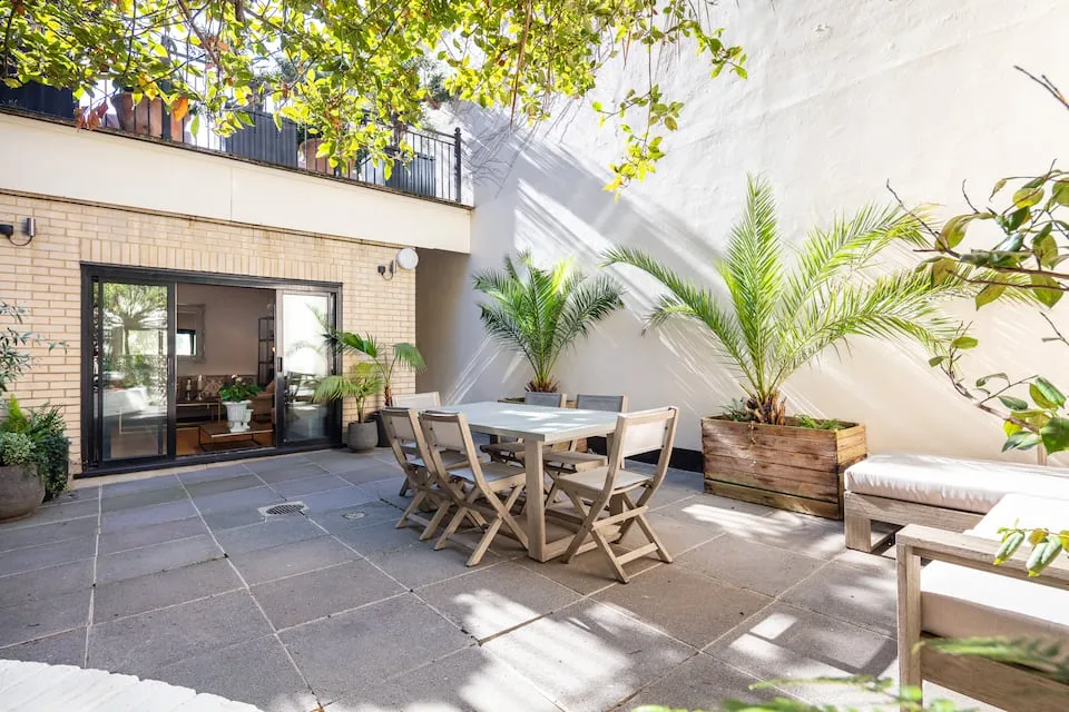 Luxe 2-Bed with 2 Private Terraces  Belgravia
