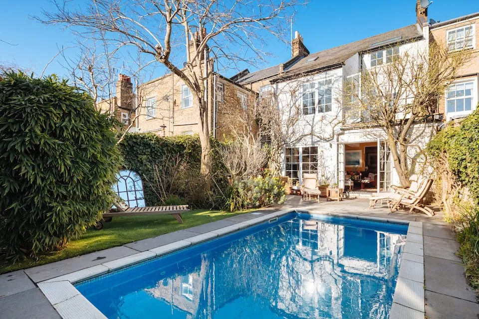 Pool & Piano | Hidden Oasis in Kensington Olympia
